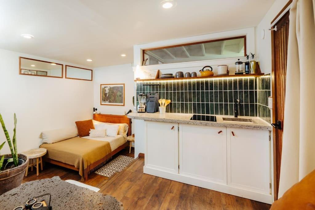 The Pohaku Studio At The Koi House Kailua-Kona Extérieur photo
